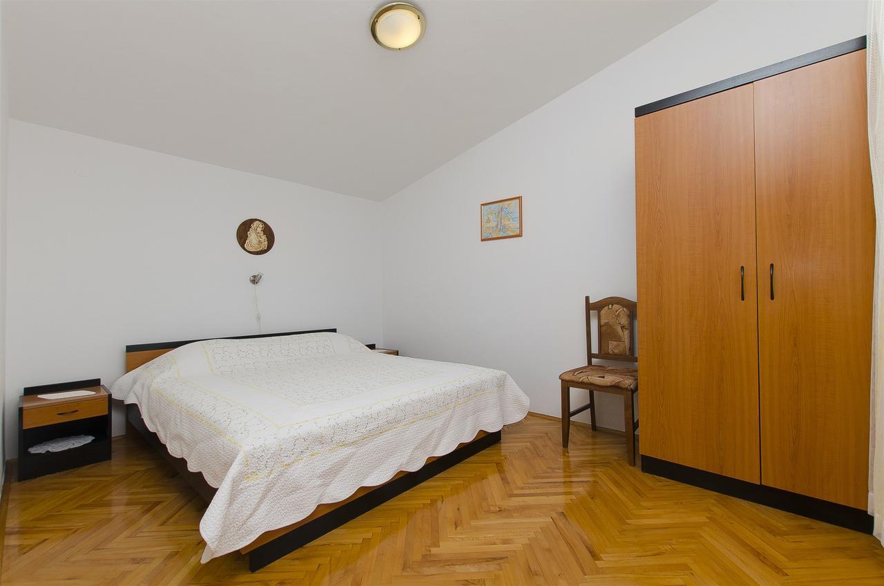 Apartment Josipa Primošten Buitenkant foto