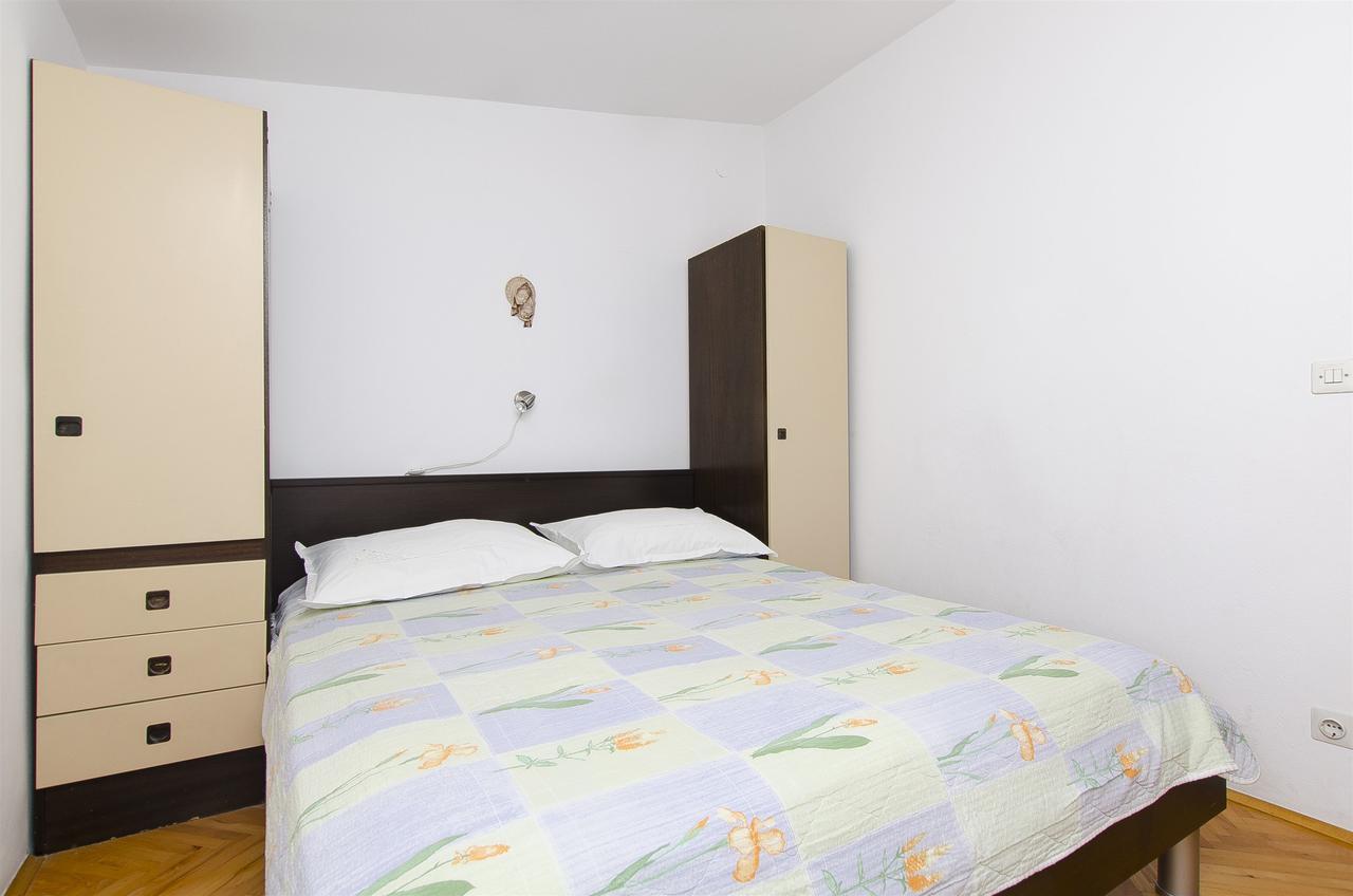 Apartment Josipa Primošten Buitenkant foto